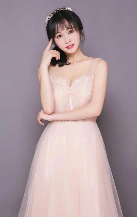 冯芷墨明星,璀璨星河中的璀璨明珠